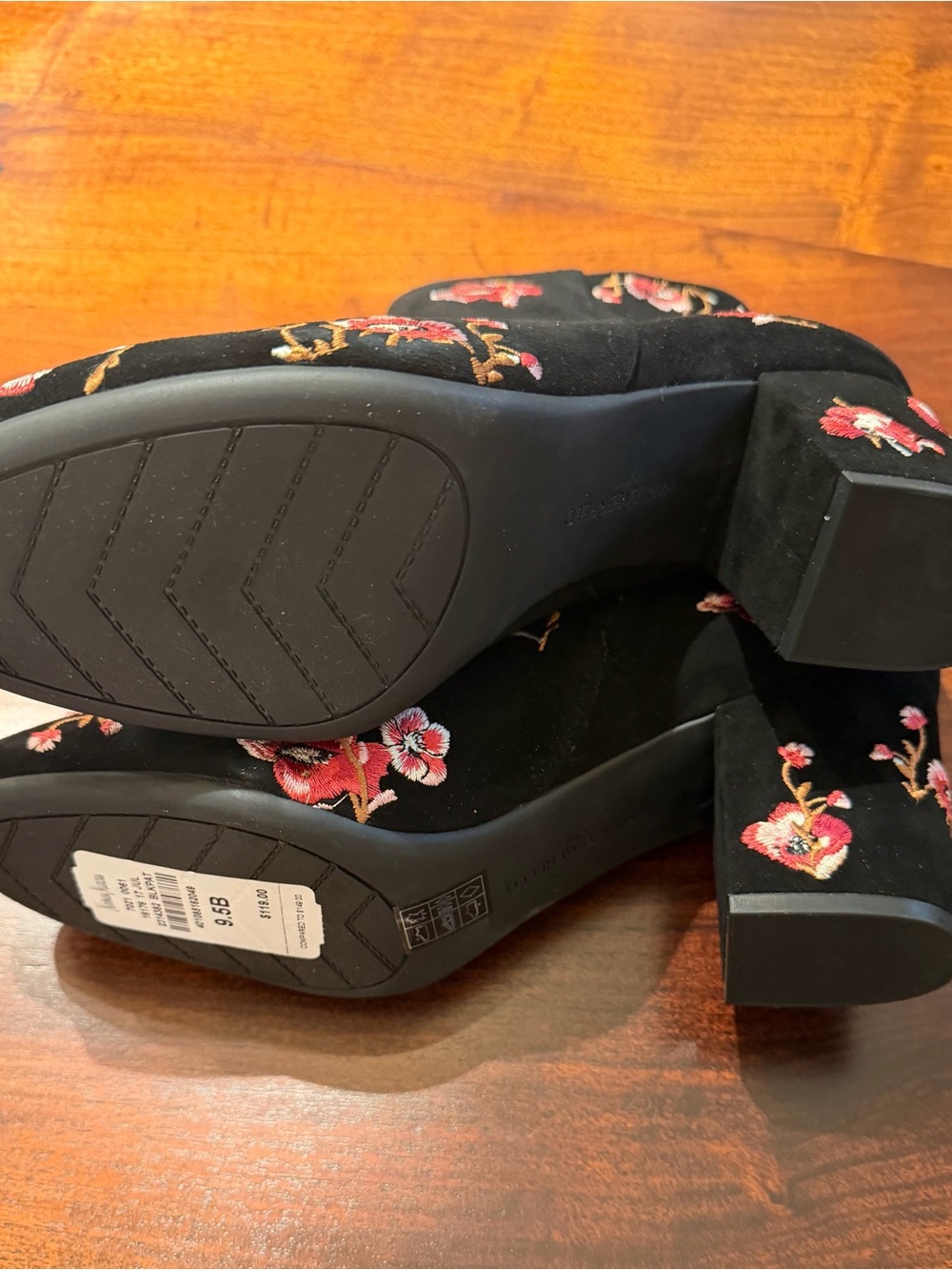 Karl Lagerfeld Black Ankle Boots with Red Floral Embroidery - Picture 4 of 5